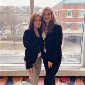 Meet your Posher, Ciara